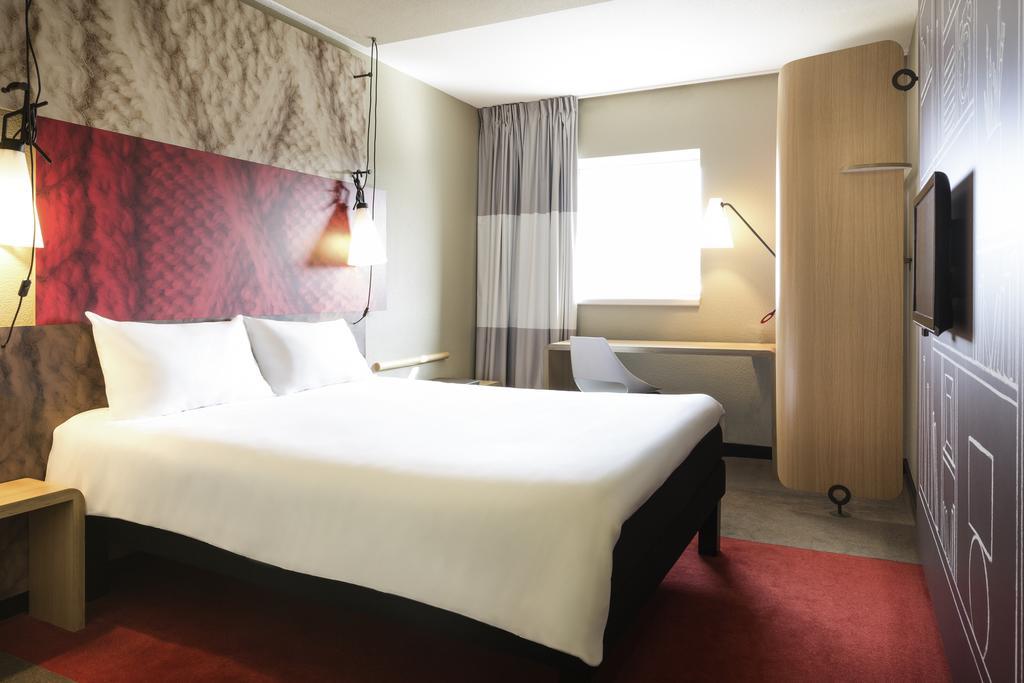 Ibis Strasbourg Centre Petite France Hotell Rom bilde